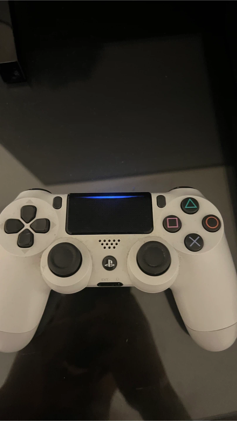 PlayStation 4 Console and White Controller - photo 2
