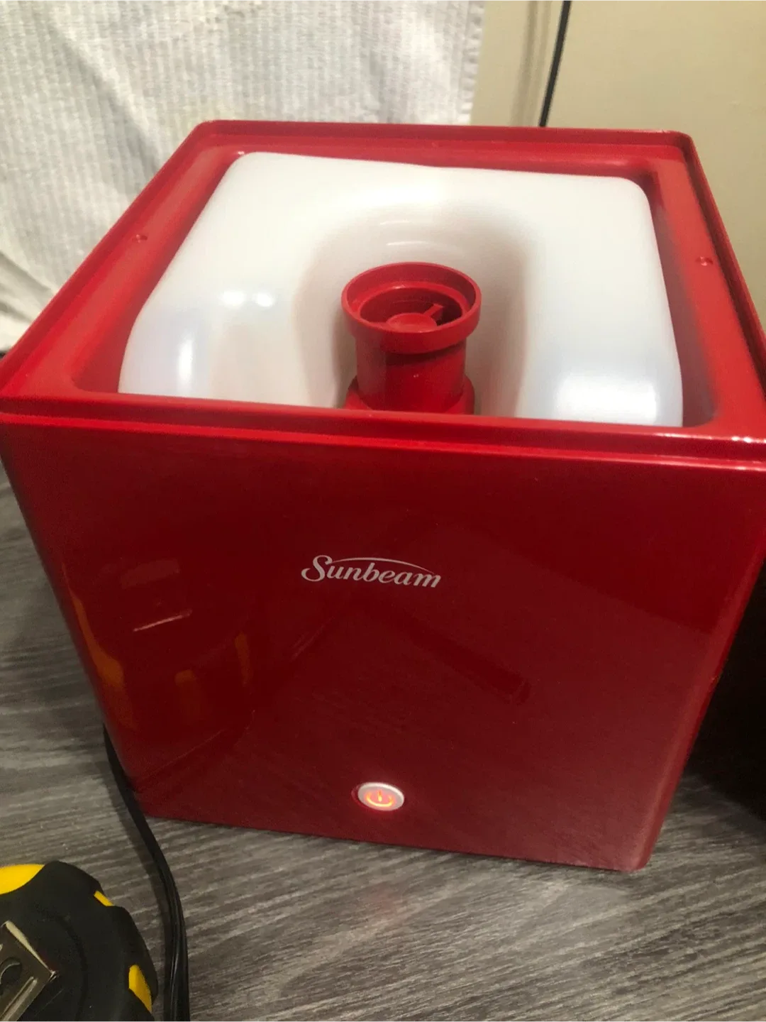 Sunbeam Cool Mist Humidifier - Red image indicator(3)