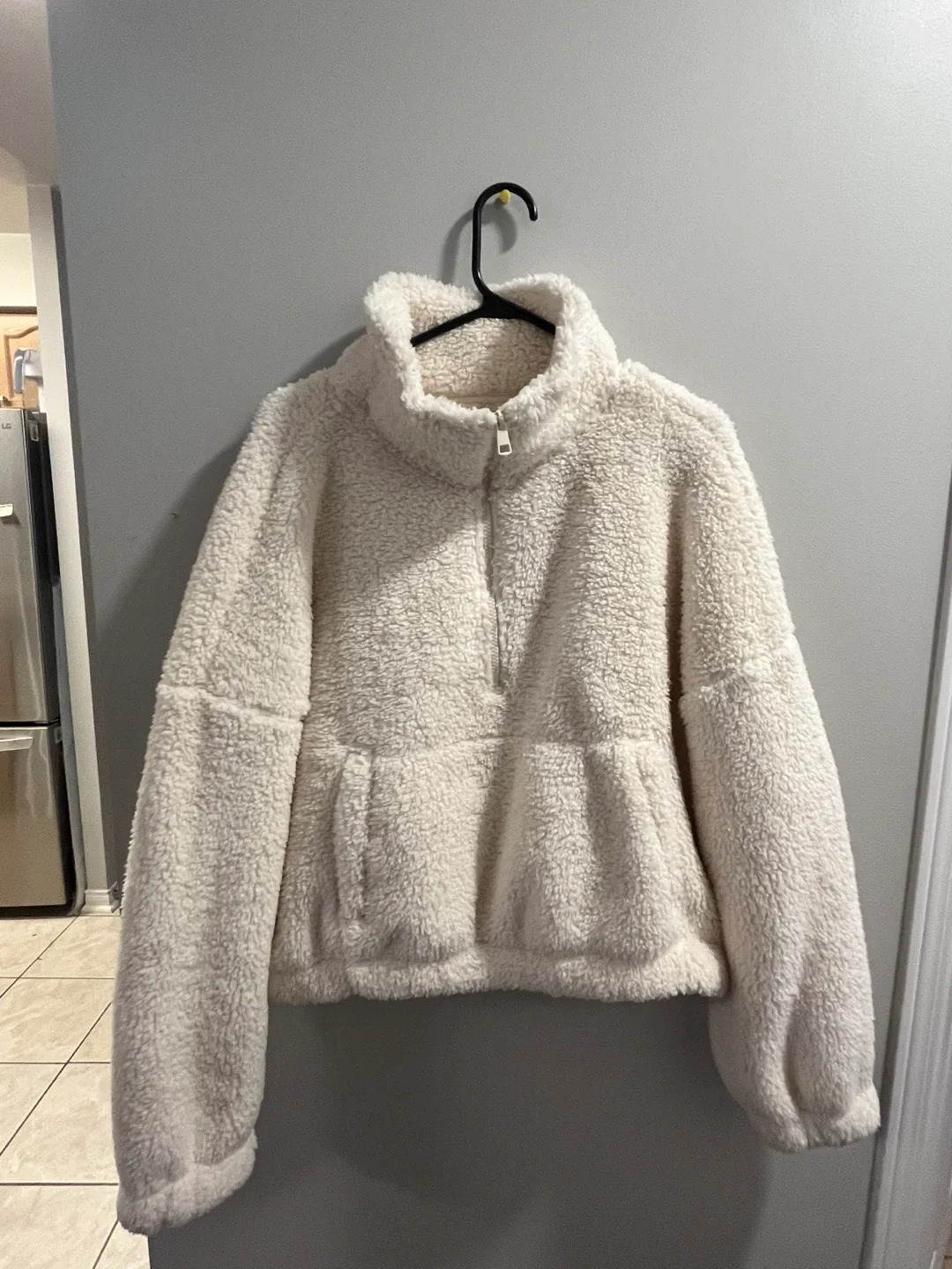 American Eagle Sherpa Pullover - Size L