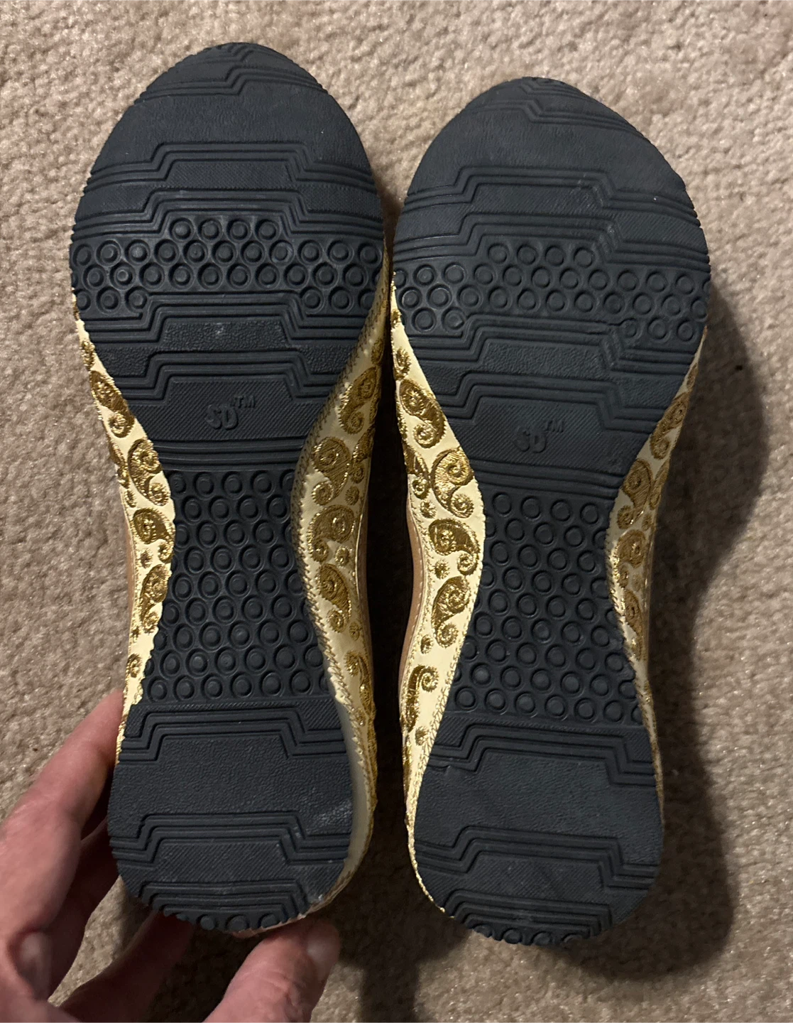 Indian Gold Embroidered jooti/flats - length 9” - photo 4