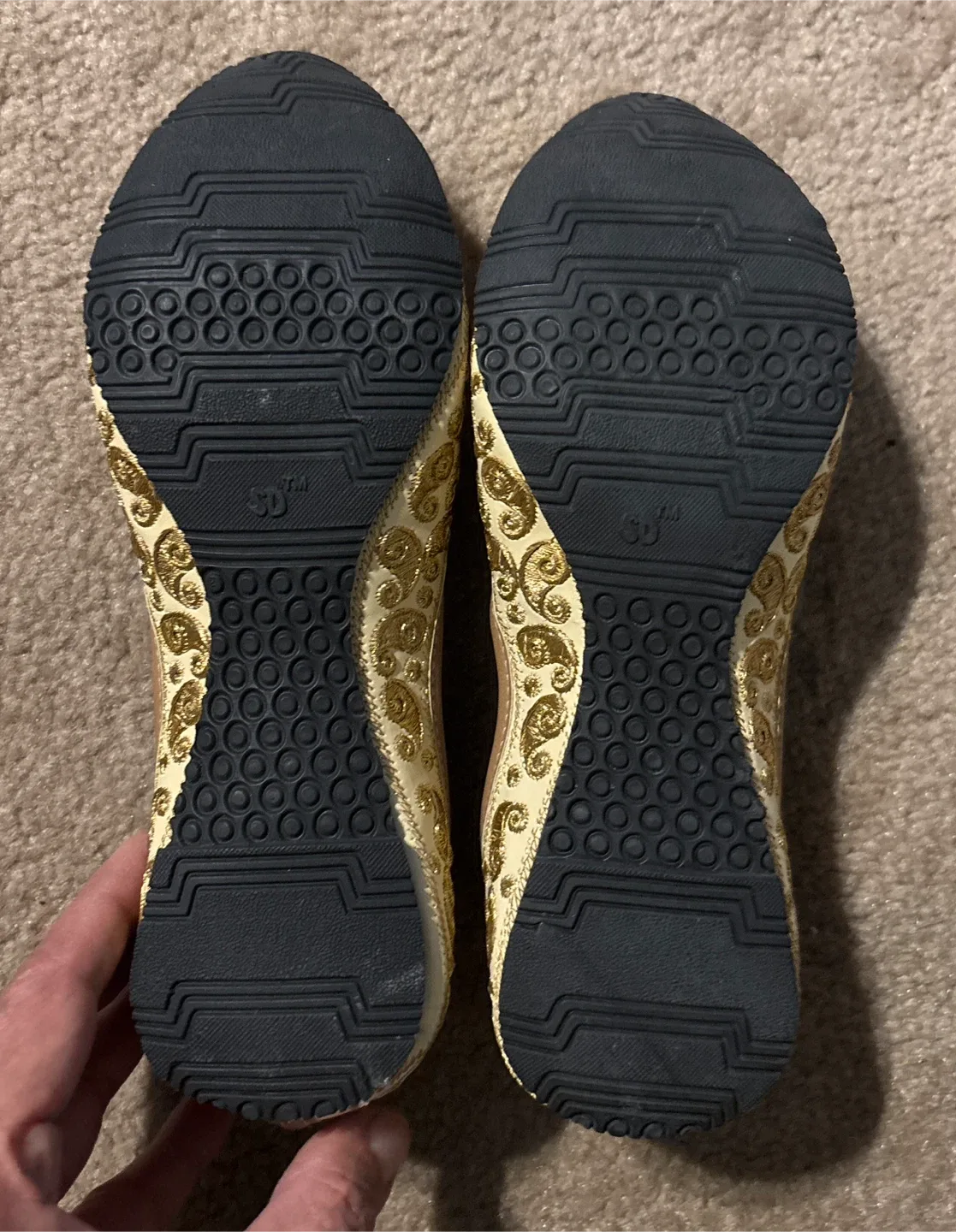 Indian Gold Embroidered jooti/flats - length 9” image indicator(4)