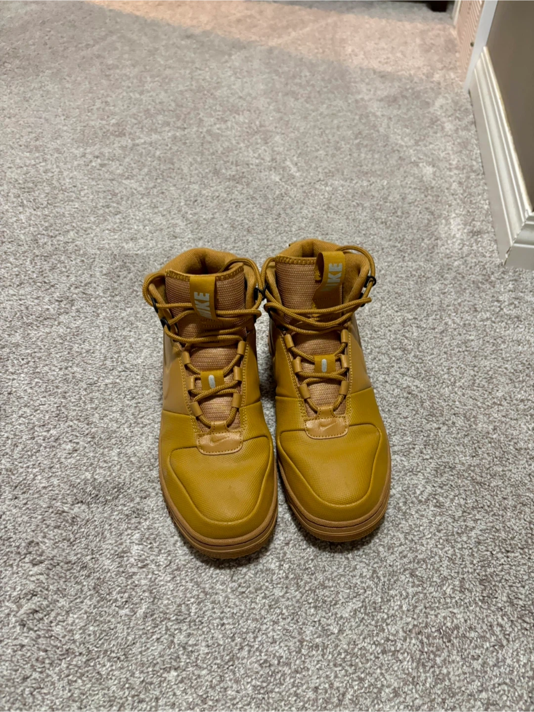 Nike Winter Boots Size 9.5 men