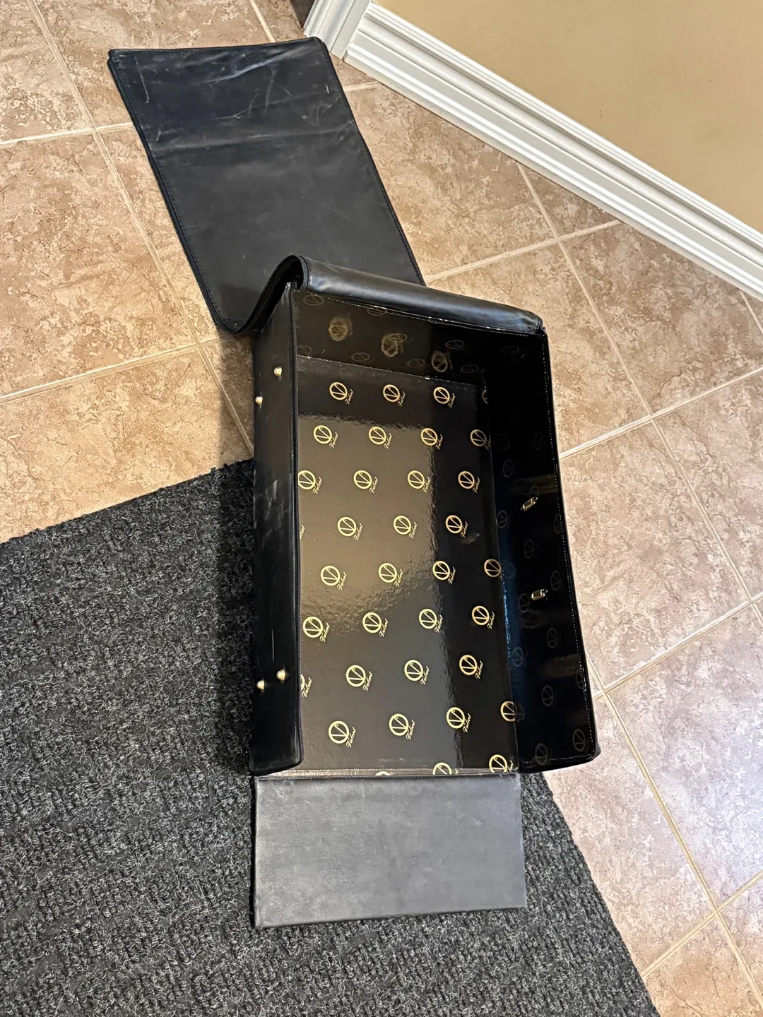 Bed/Bath Set image indicator(2)