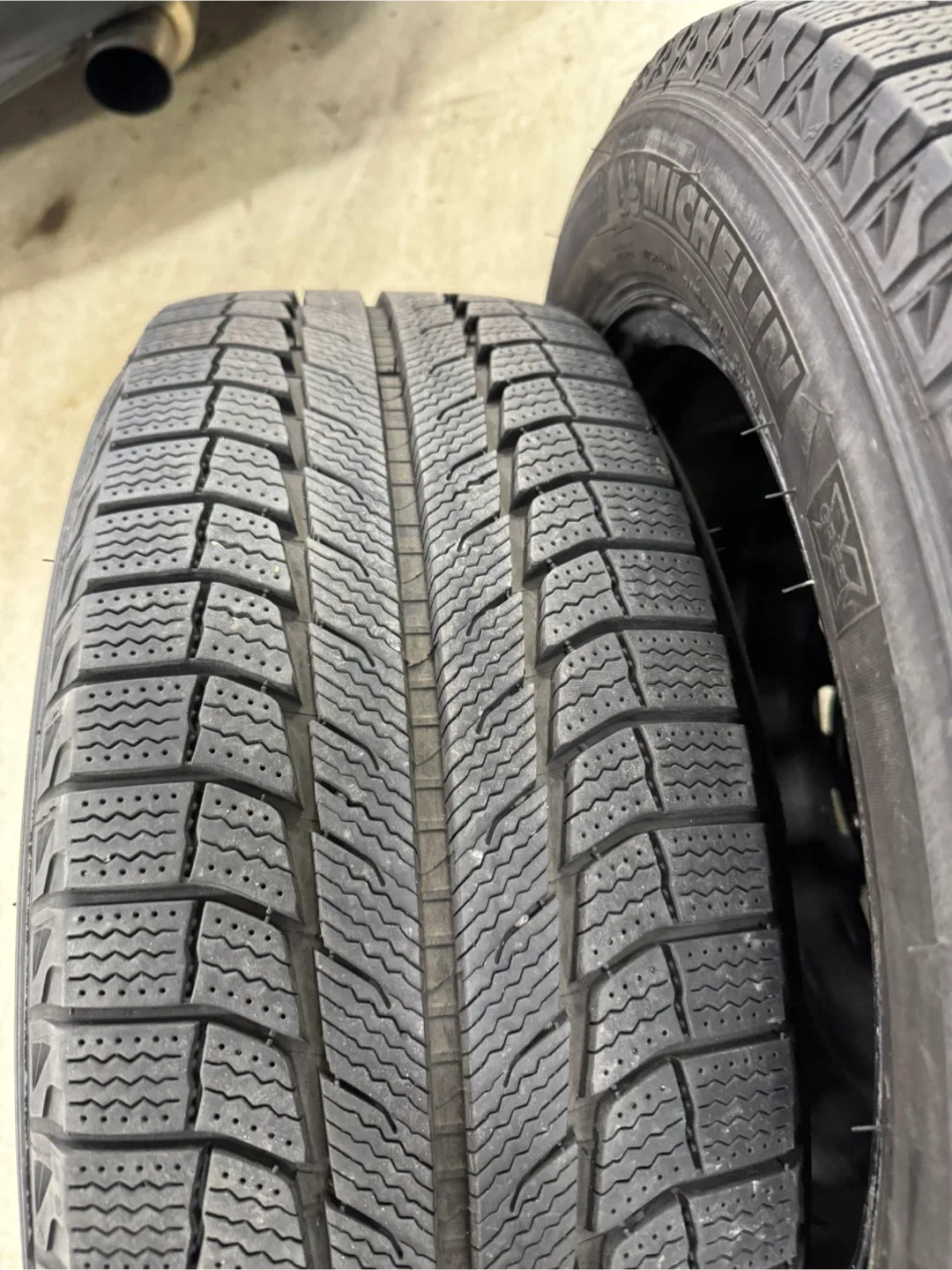235/55/18 Michelin X ice with 10mm thread image indicator(3)