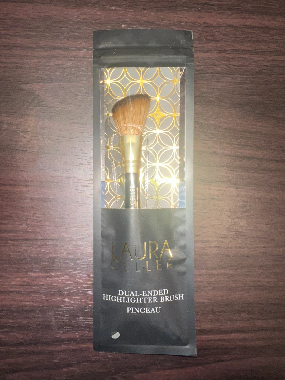 Laura Geller Dual-Ended Highlighter Brush - New
