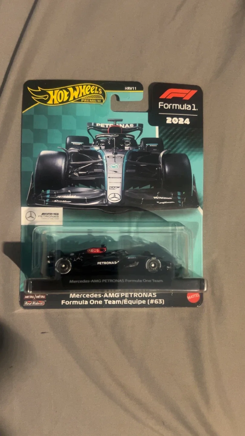 F1, Hotwheels Premium, 1:64 Model, Diecast image indicator(3)