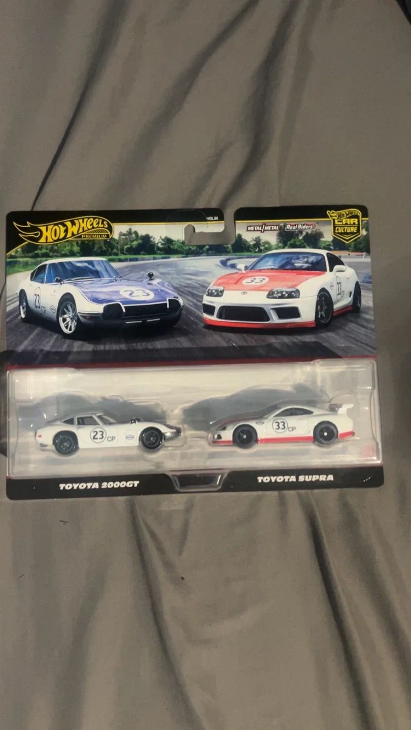 Toyota Supra 2 pack, Hotwheels premium, 1:64, diecast