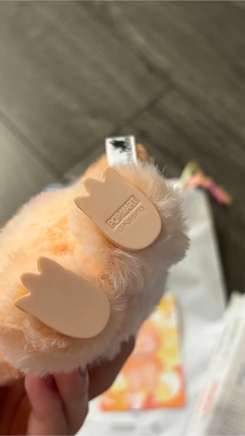 Pop Mart Labubu Plush Doll Big into Energy image indicator(5)