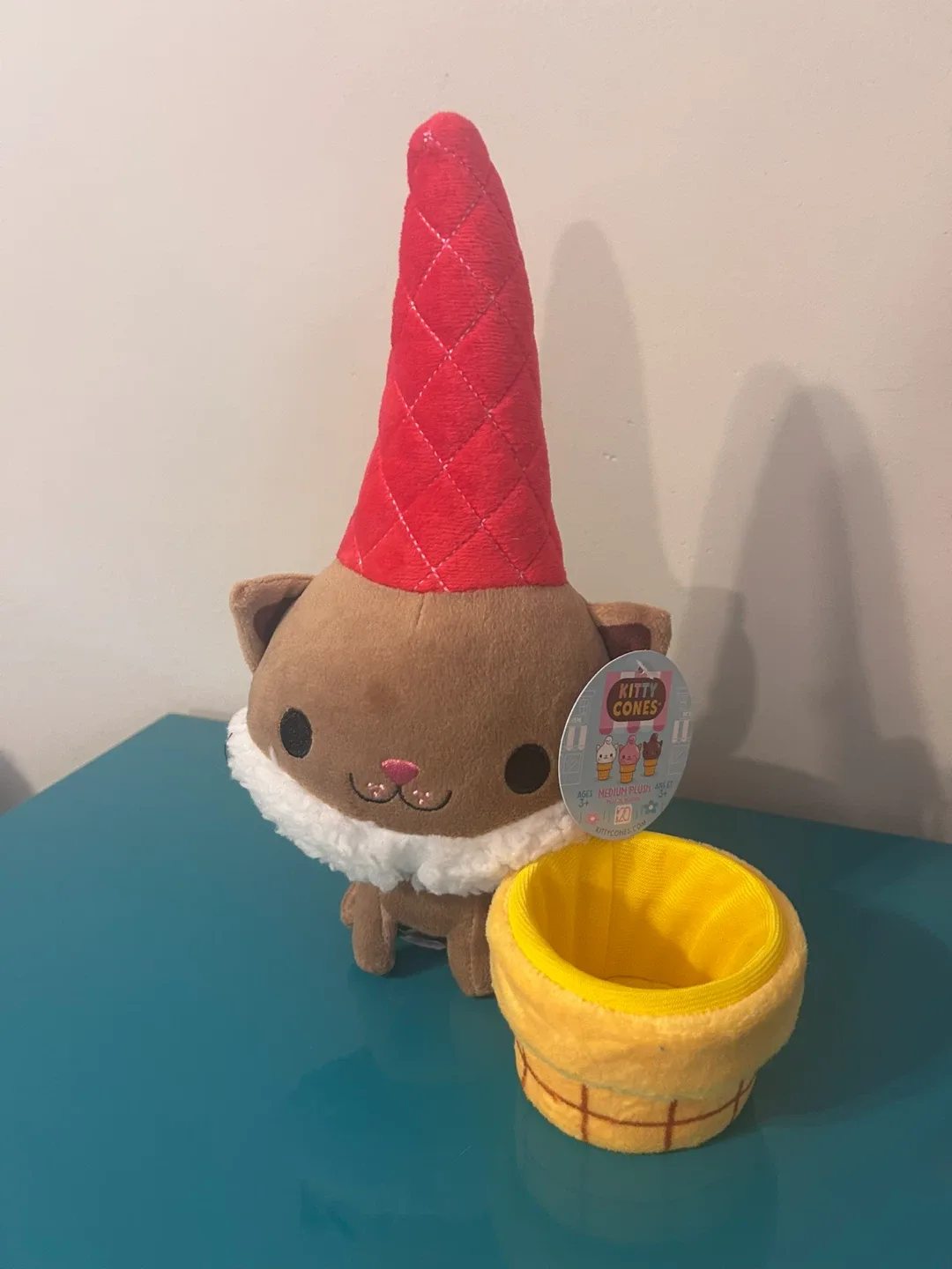🍦RARE NEW Kitty Cones Plush Collectible Ice Cream Kitty image indicator(7)