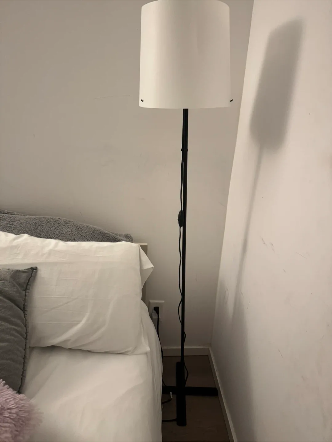 IKEA SKAFTET / SKRUVBY Floor Lamp