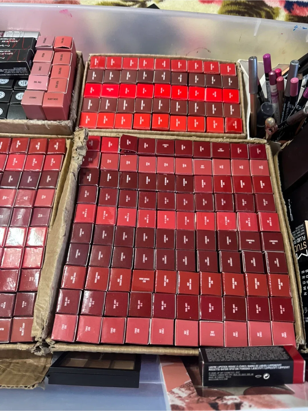 MAC Lipsticks 19 Shades Brand New in the Box image indicator(4)