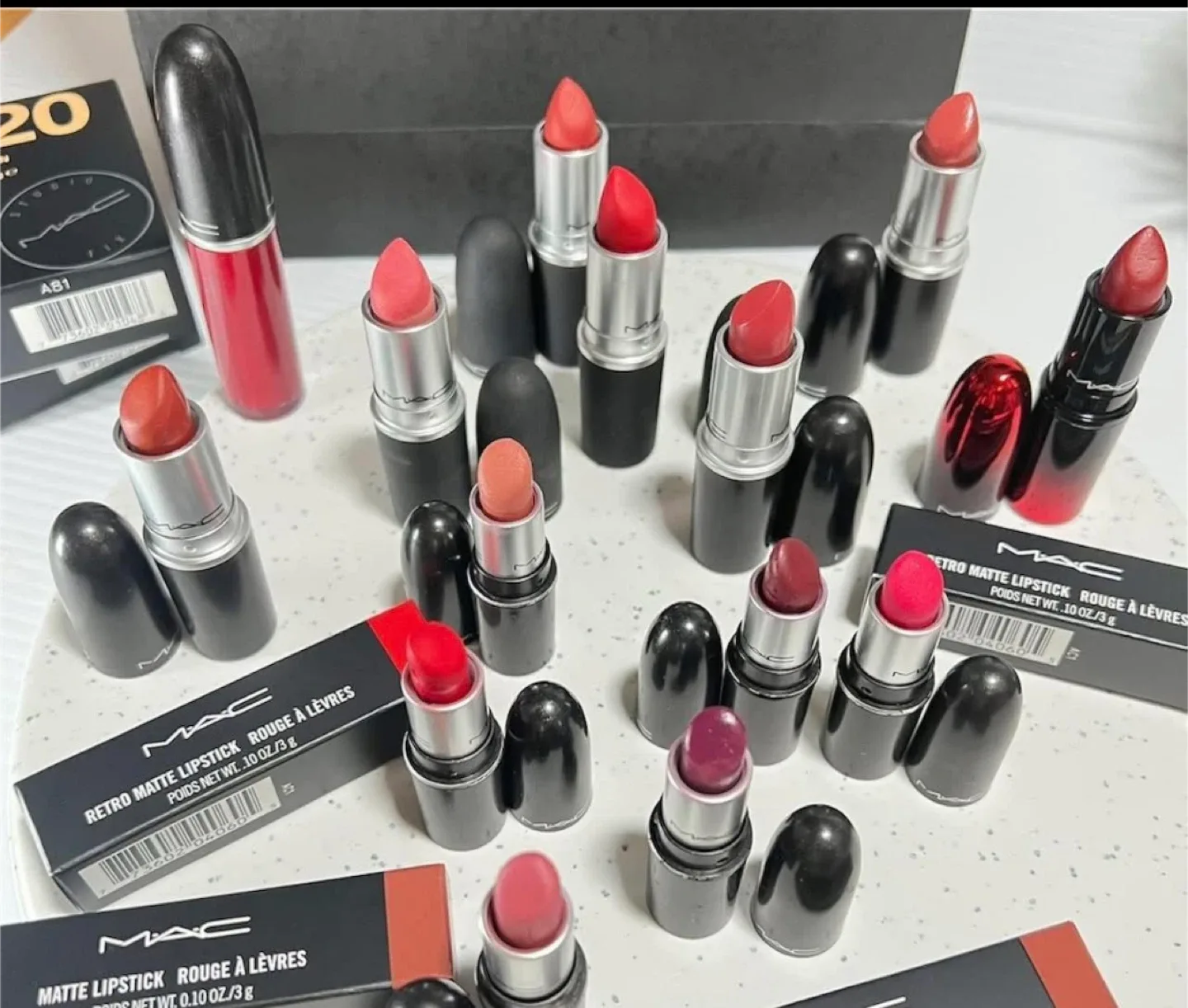 MAC Lipsticks 19 Shades Brand New in the Box image indicator(7)