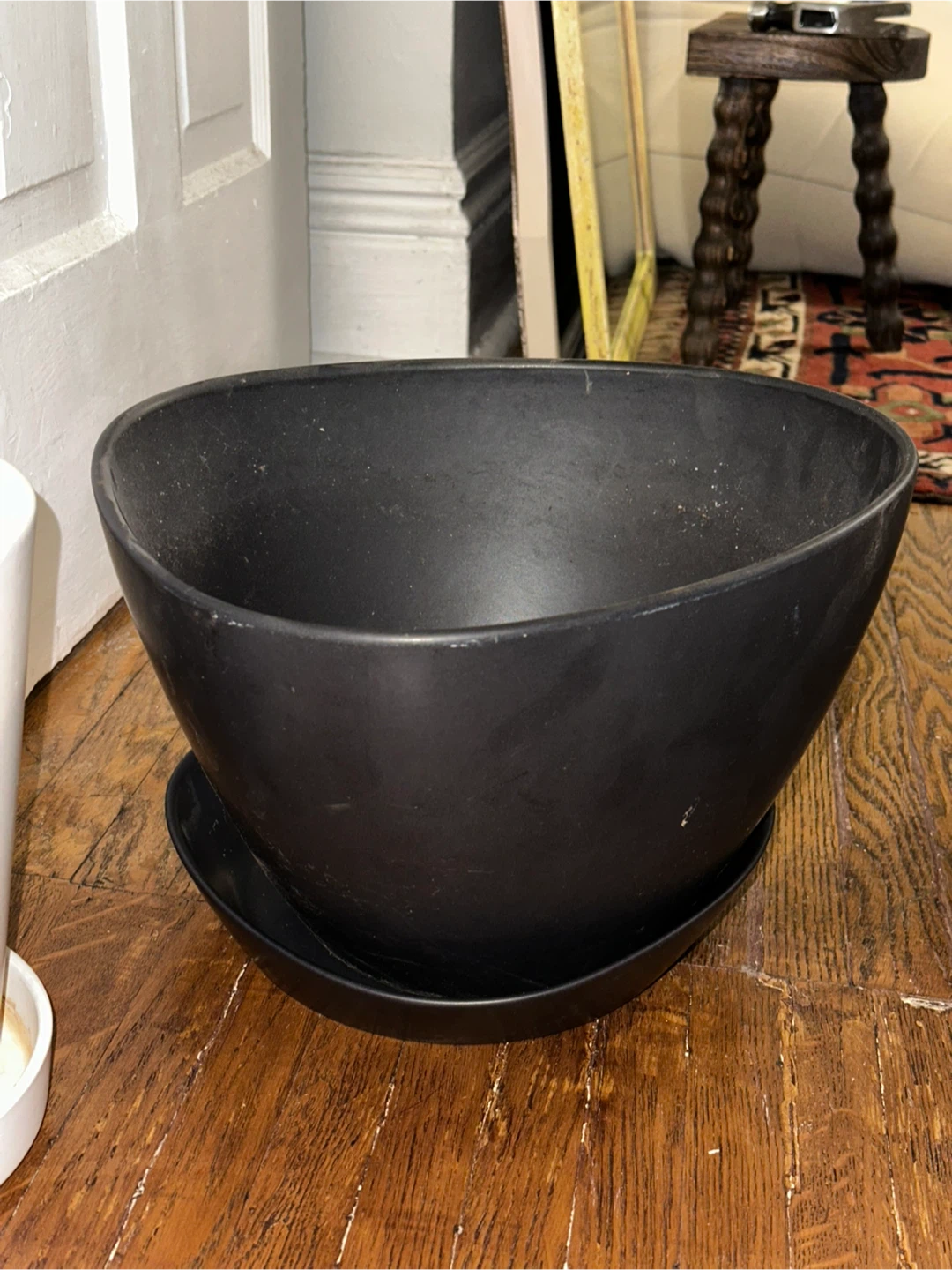 Black Ceramic Plant Pot / Planter