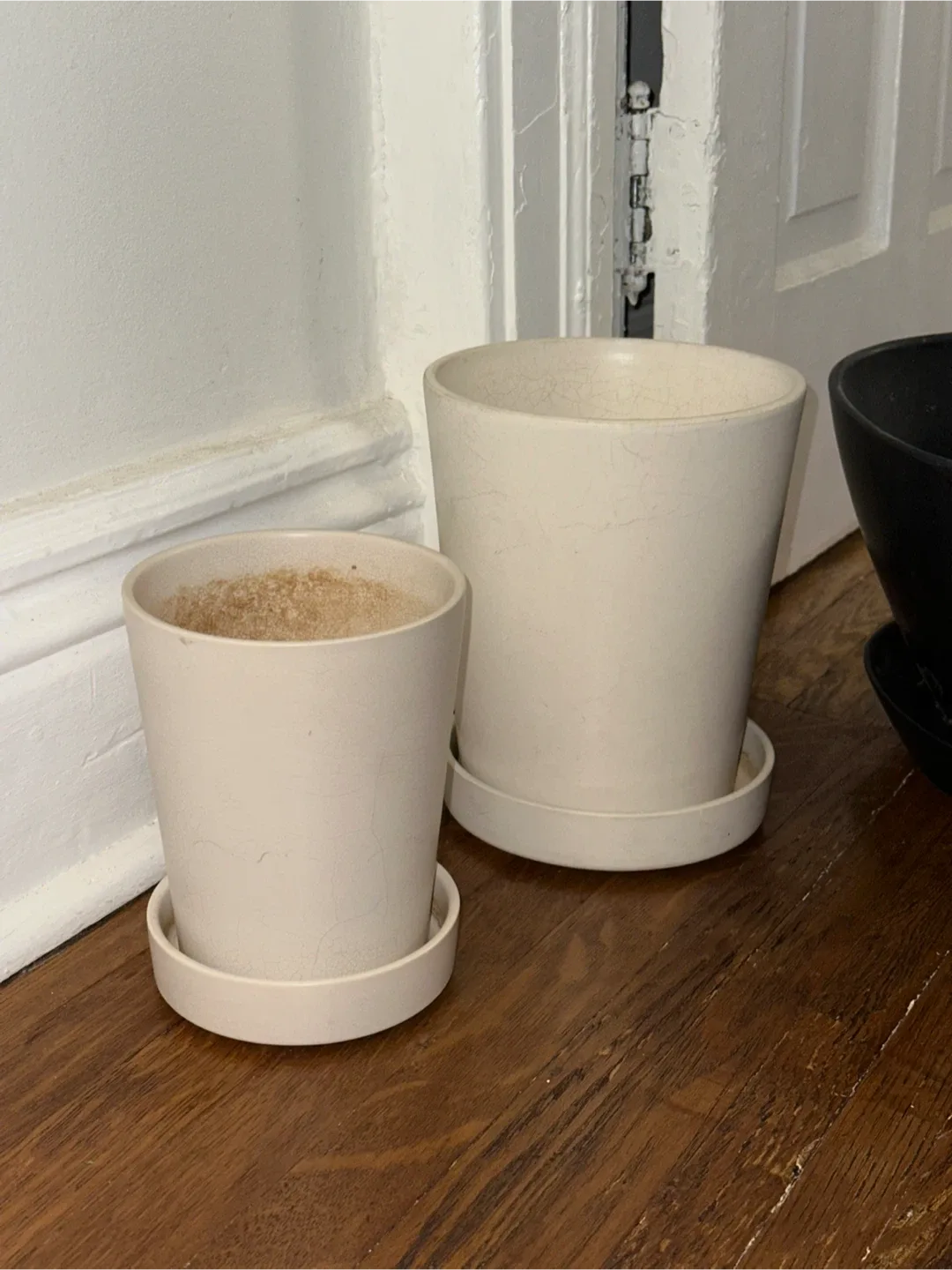 Assorted Ceramic Plant Pots image indicator(3)