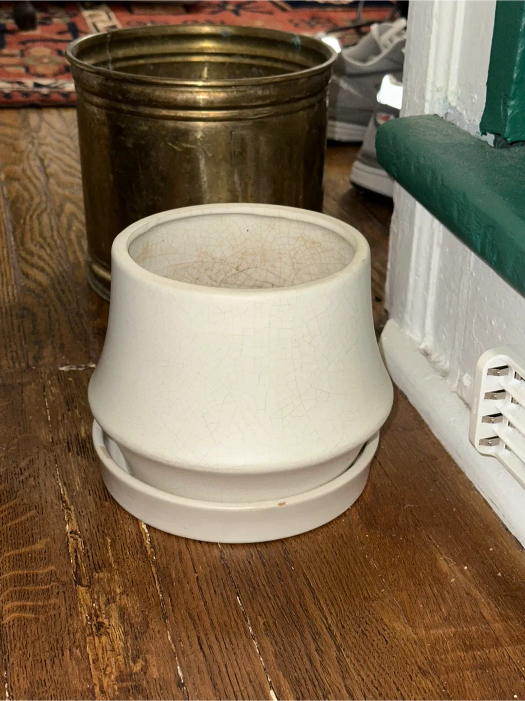 Assorted Ceramic Plant Pots image indicator(5)