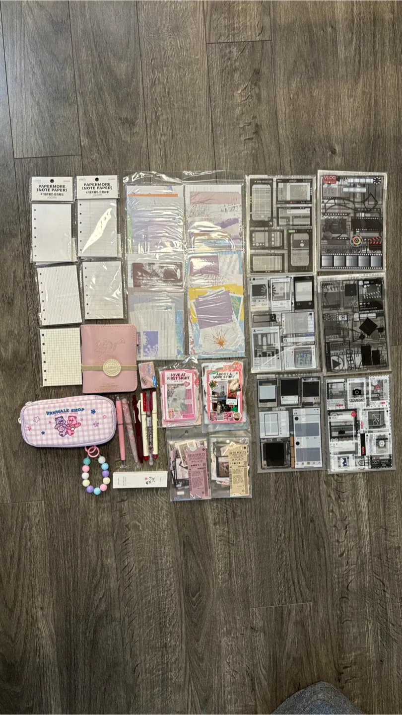 Stationery Bundle: Planner, Pens, Stickers & More! image indicator(3)