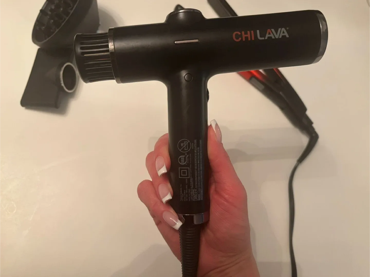 CHI Lava Hair Dryer & Straightener Set image indicator(4)