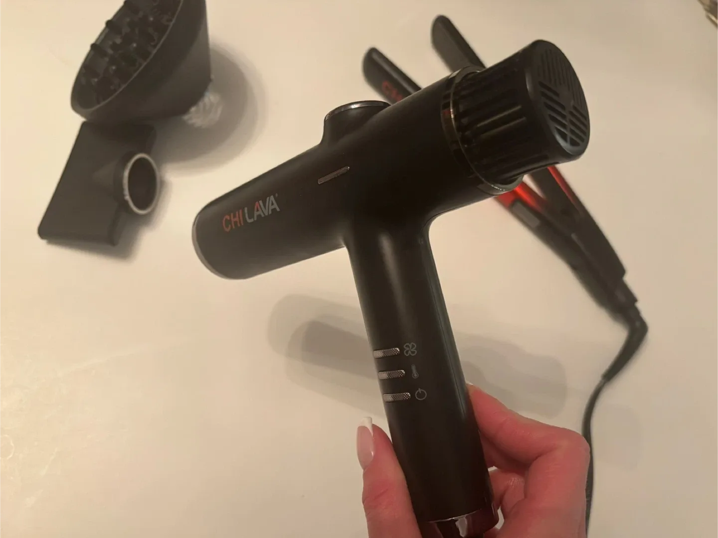 CHI Lava Hair Dryer & Straightener Set image indicator(5)