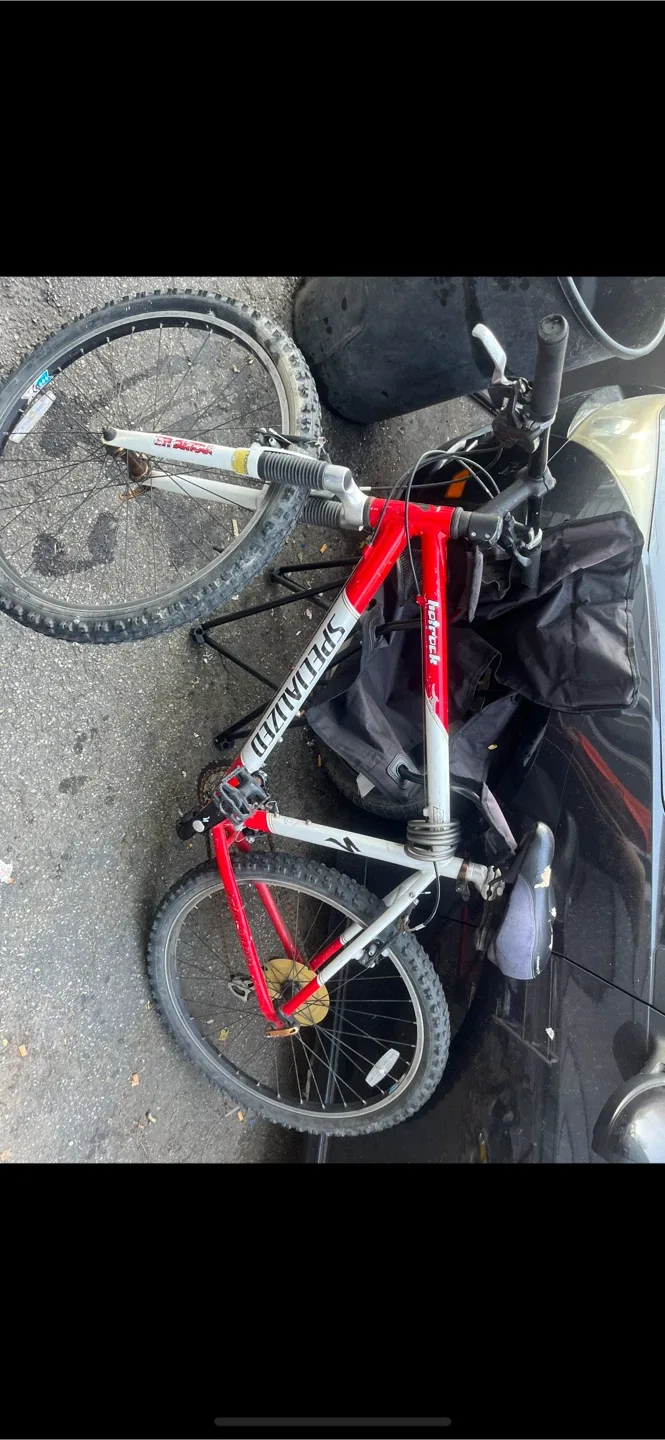 Specialized Hardrock Mountain Bike