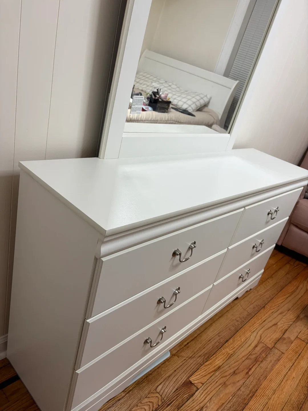 White Dresser with Mirror