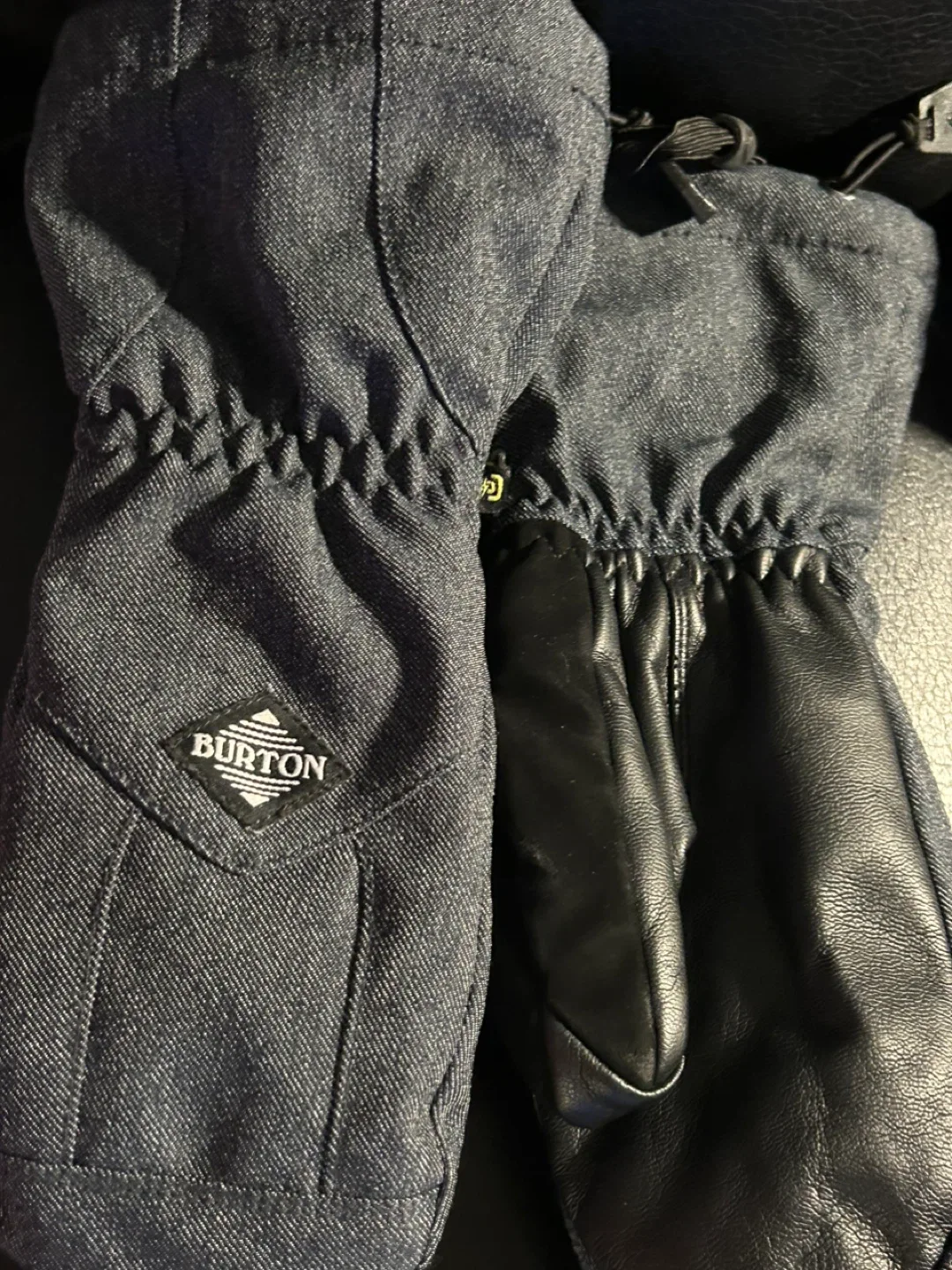 Burton Mittens kids x l image indicator(5)