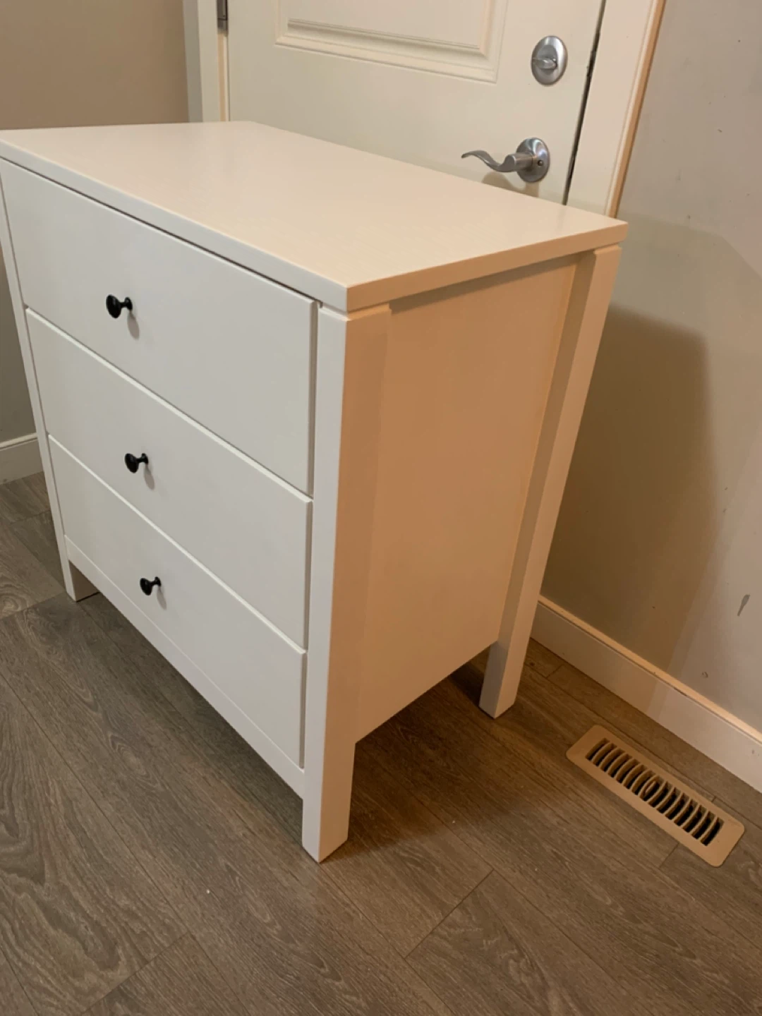 White 3-Drawer Dresser - photo 3