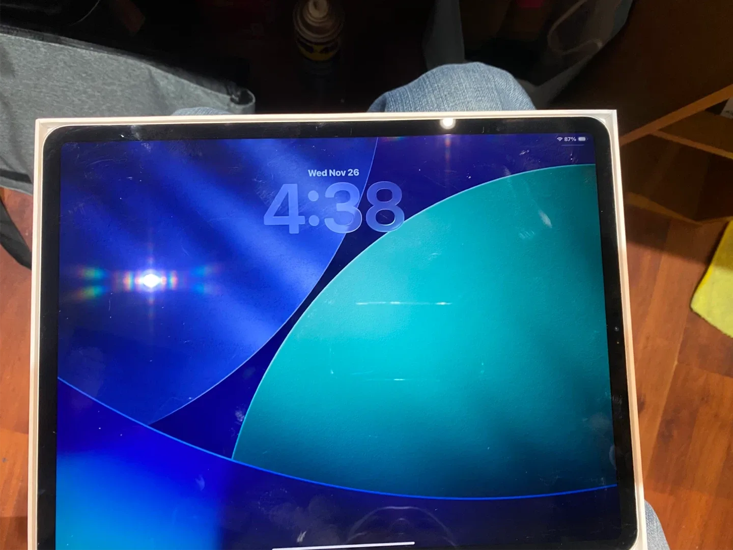 Apple iPad Pro 12.9 inch Silver image indicator(2)