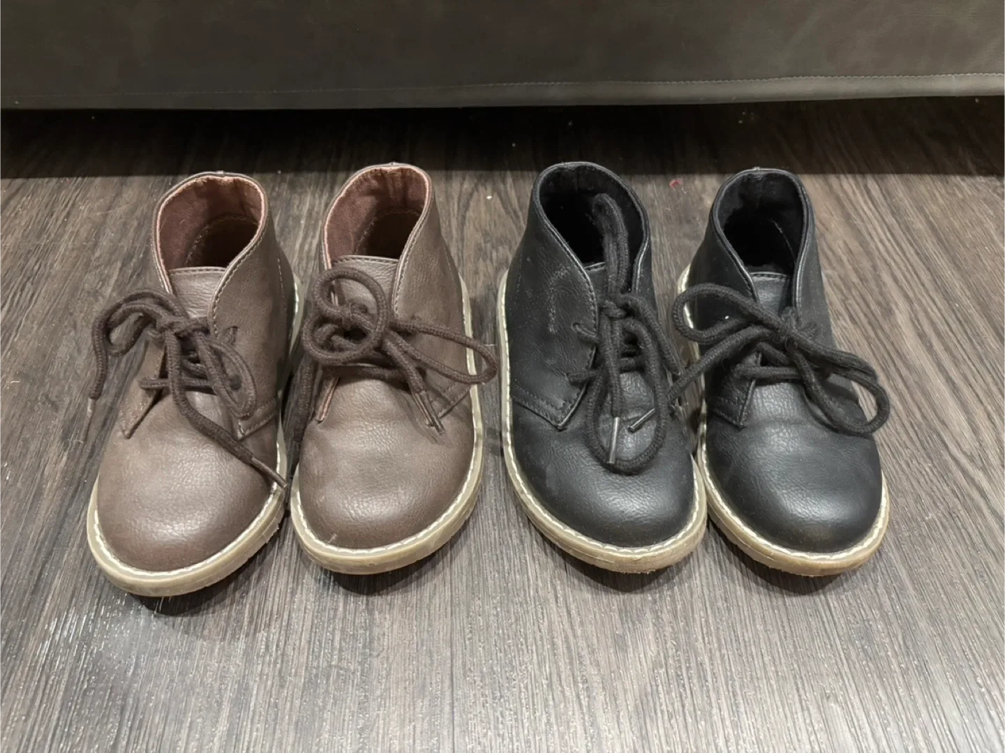 Children's Place Boots - Size 9 image indicator(2)