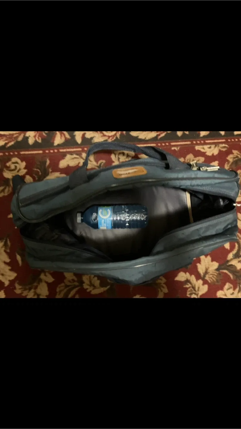 Free Blue Used Blue Carry on Duffle Bag ✈️ 👜💙 image indicator(6)