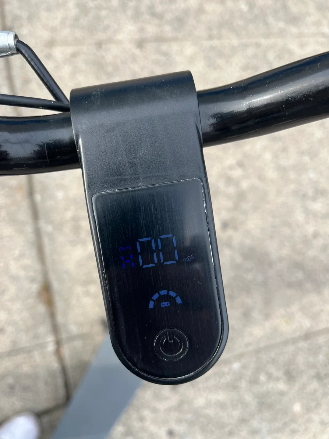 OKAI Neon Lite Electric Scooter - Gray image indicator(6)