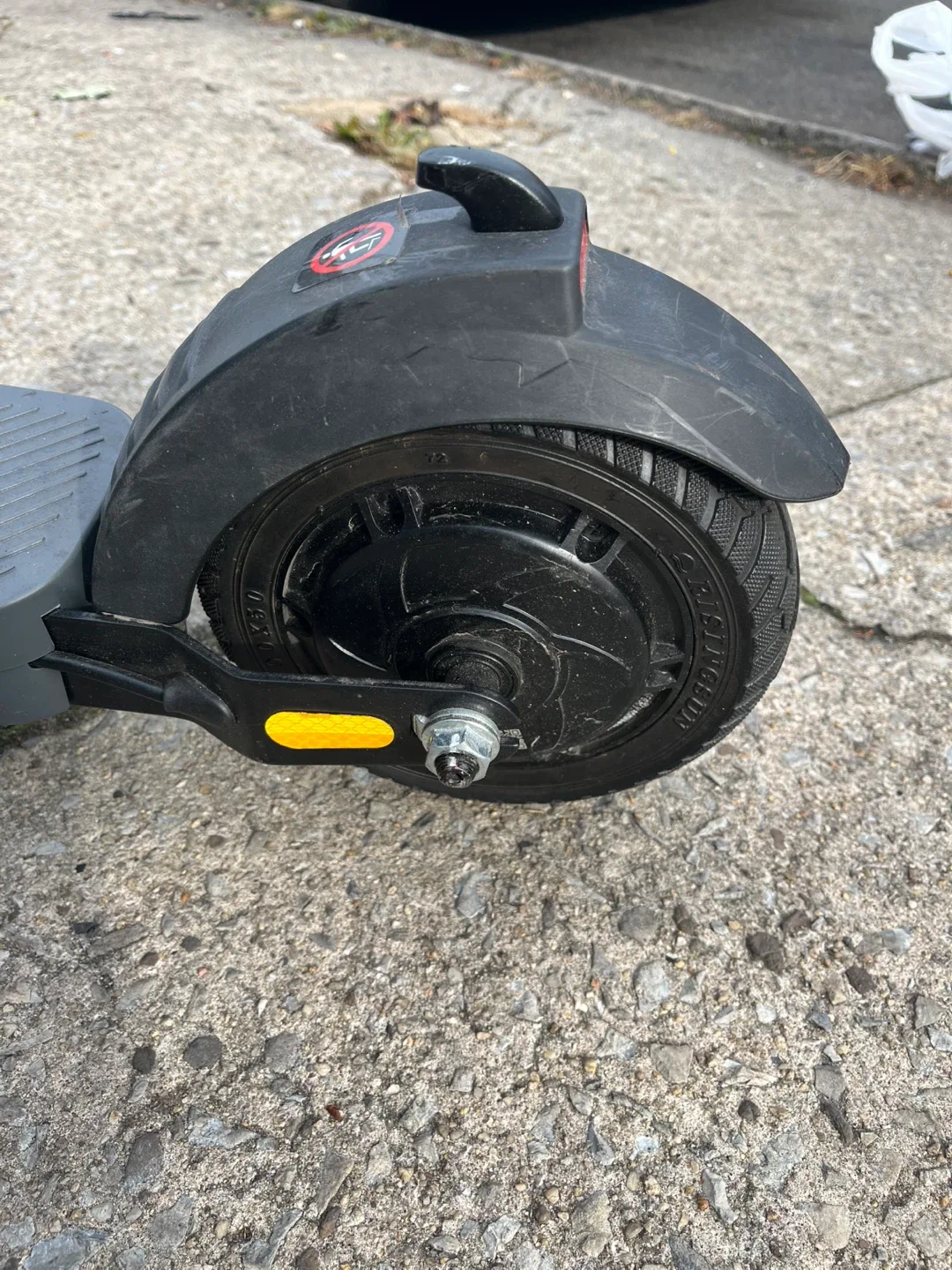 OKAI Neon Lite Electric Scooter - Gray image indicator(3)