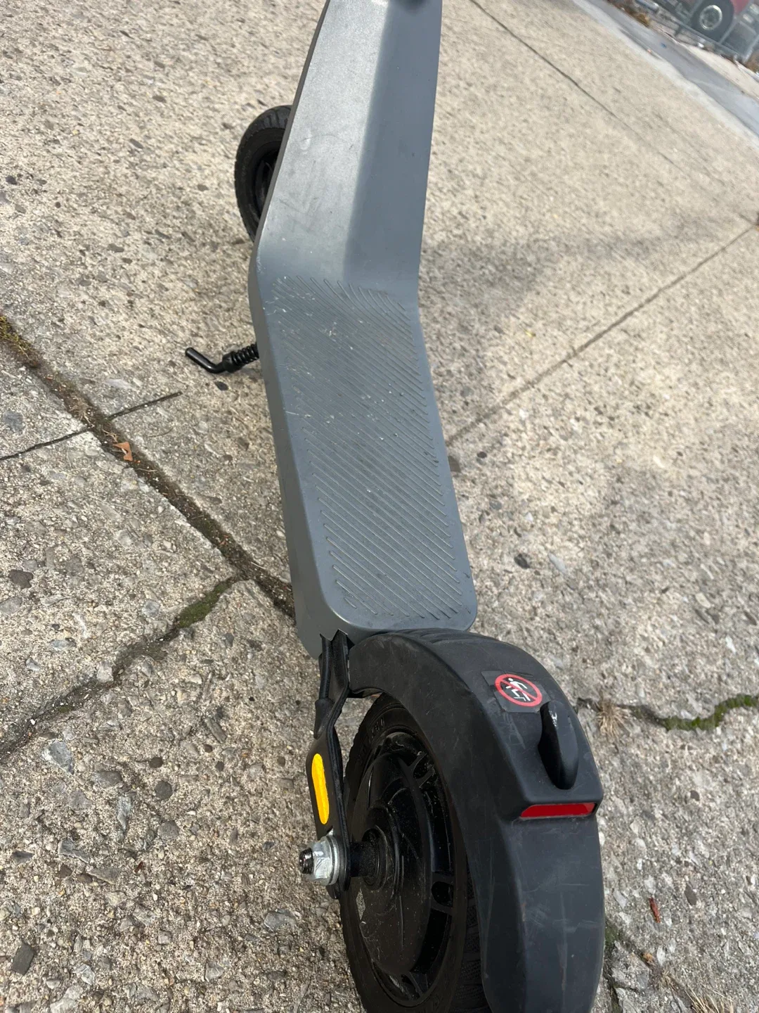 OKAI Neon Lite Electric Scooter - Gray image indicator(4)