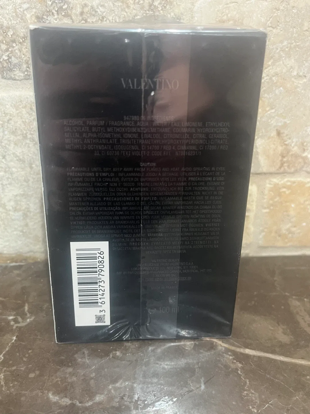 Valentino Born In Roma Intense image indicator(4)