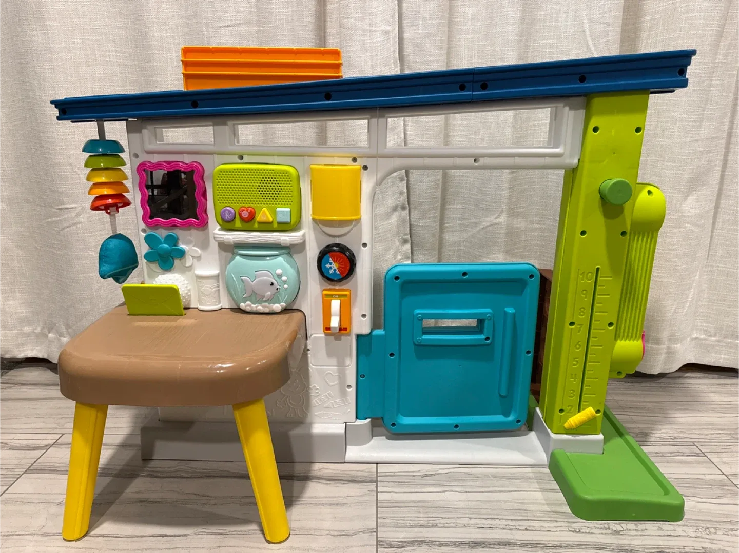 Fisher-Price Laugh & Learn Smart Learning Home image indicator(2)