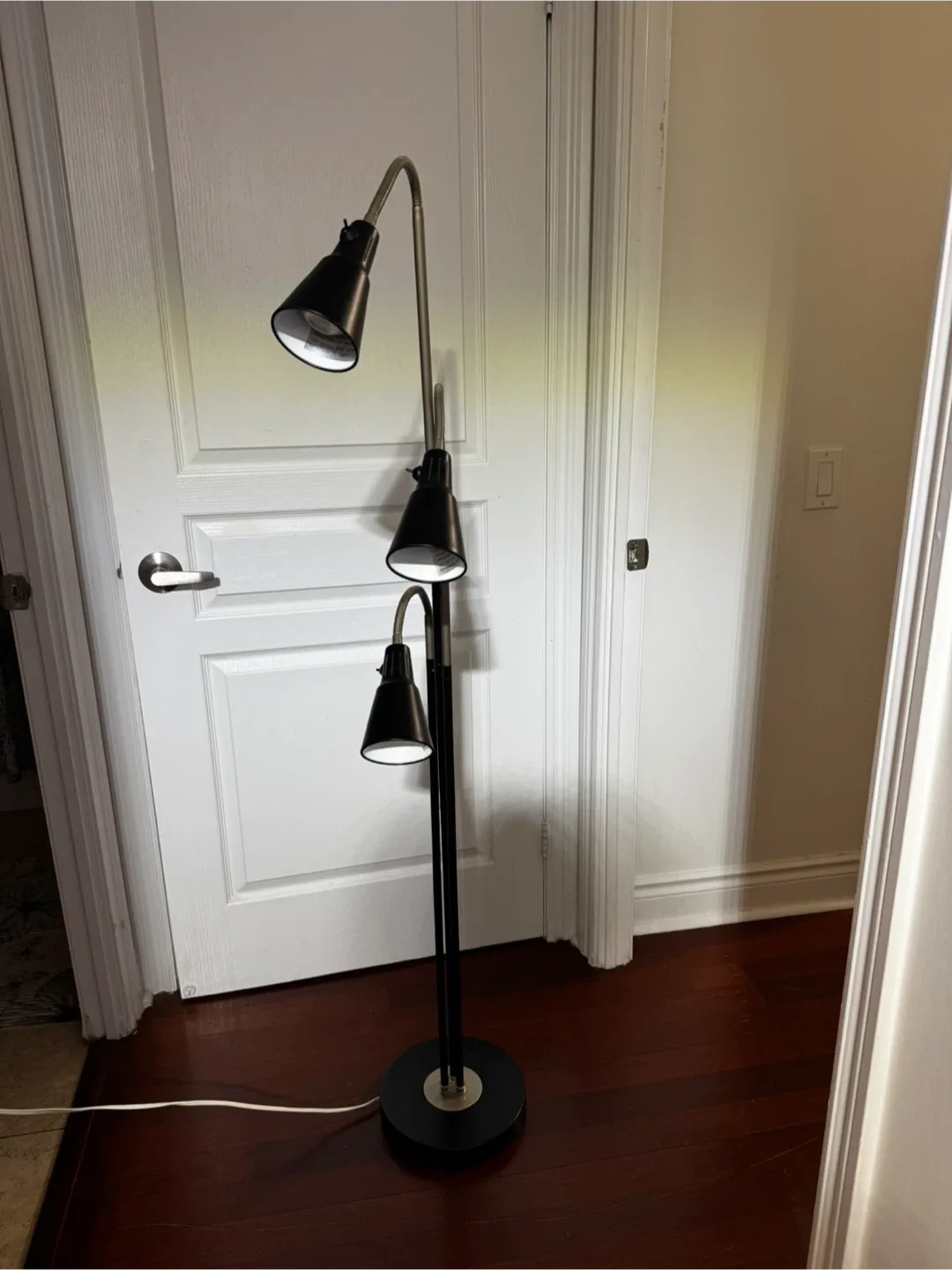 IKEA Kvart Floor Lamp - Black