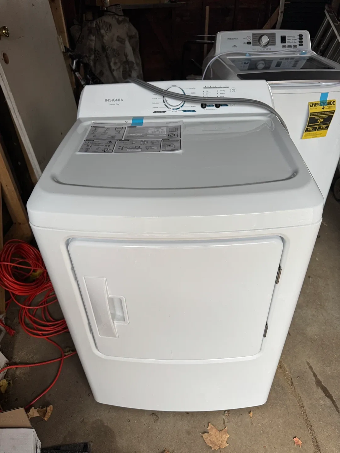 Insignia Sensor Dry Dryer - White