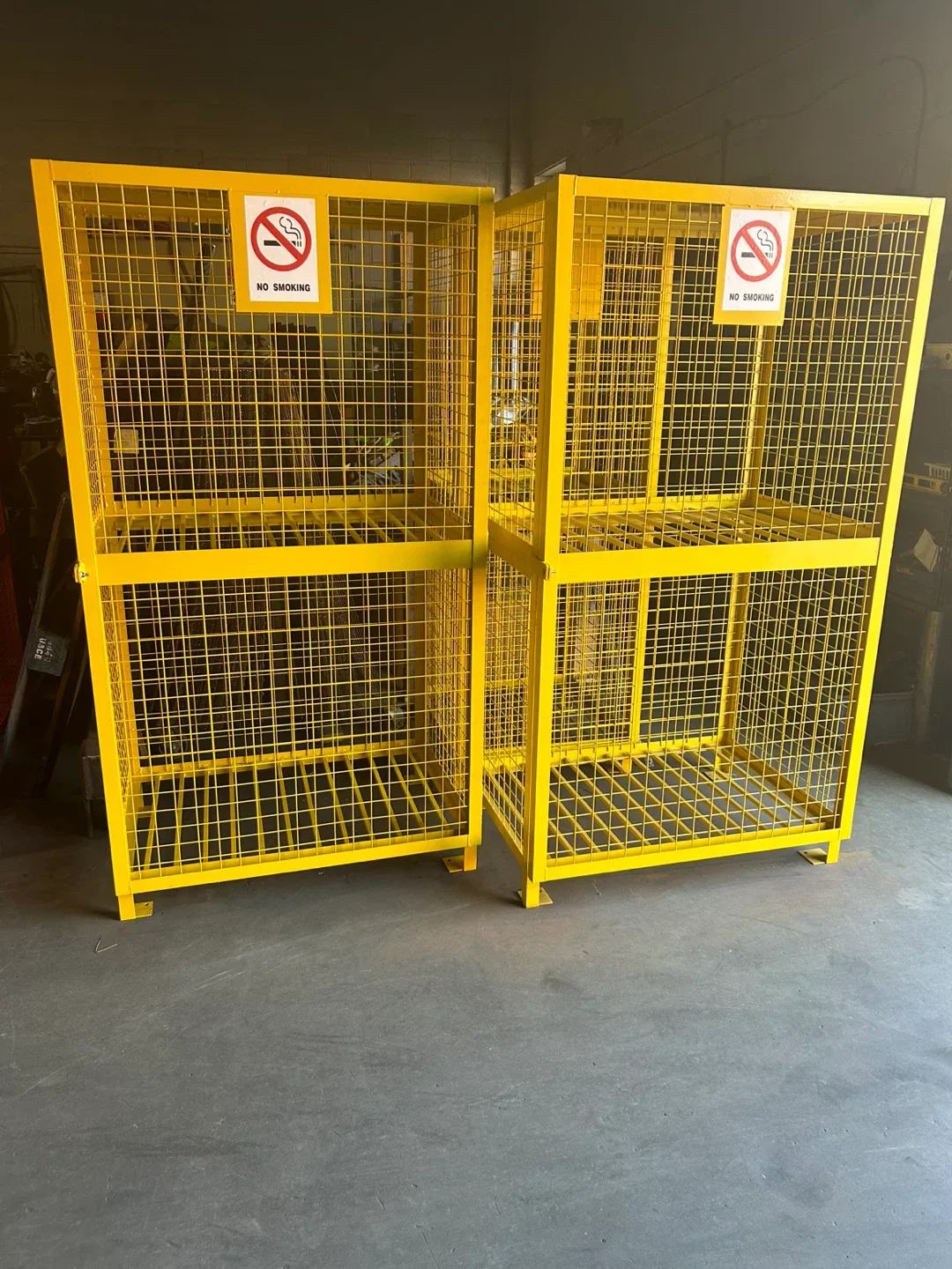 Propane cages storage for sale image indicator(4)