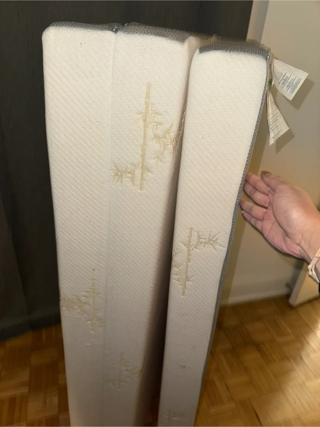 Full Size Tri Folding Mattress with Washable Cover image indicator(3)