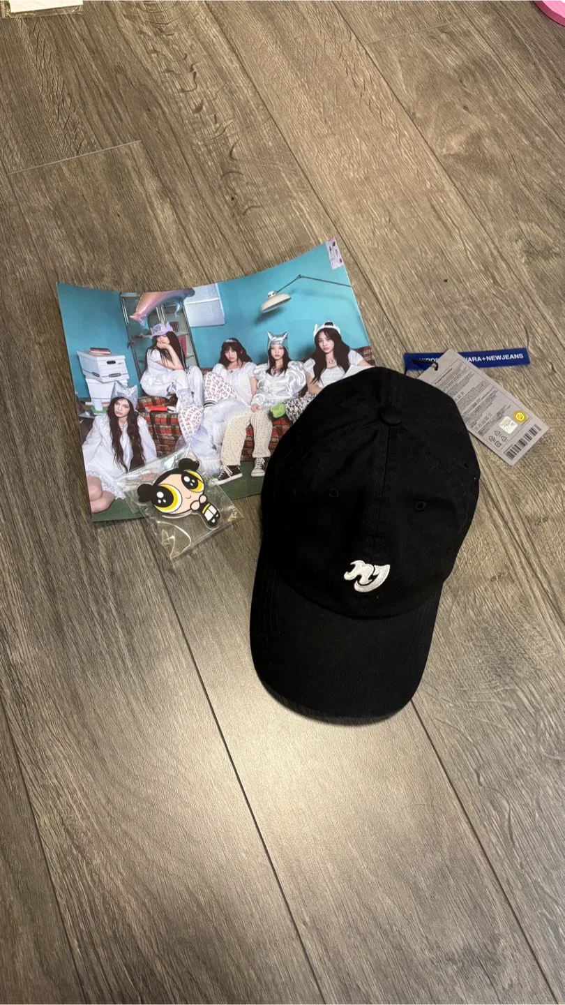 Hiroshi Fujiwara x New Jeans Black Cap image indicator(3)