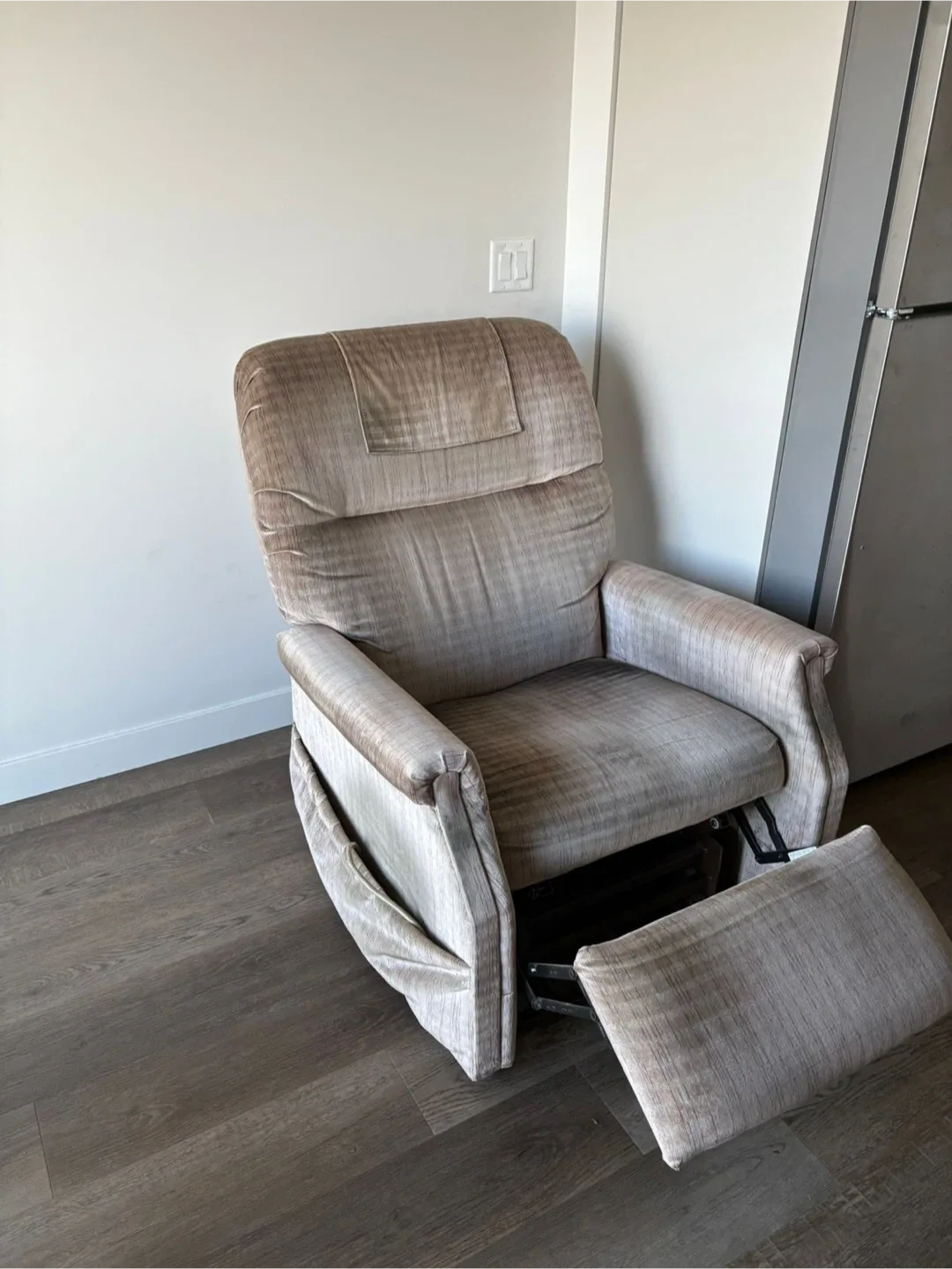 Free Recliner Chair