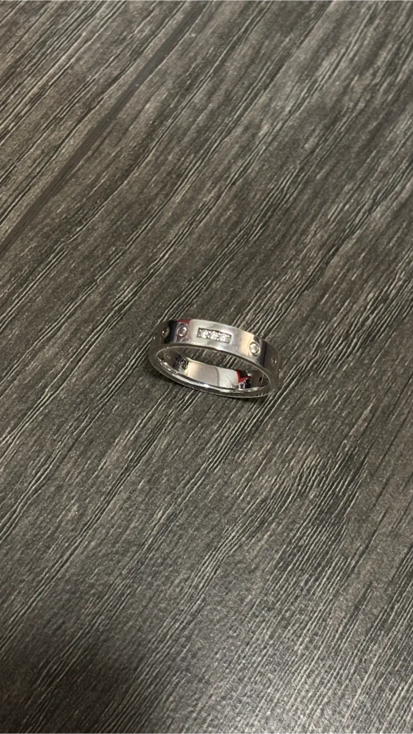 APM Monaco Love Silver Ring image indicator(2)