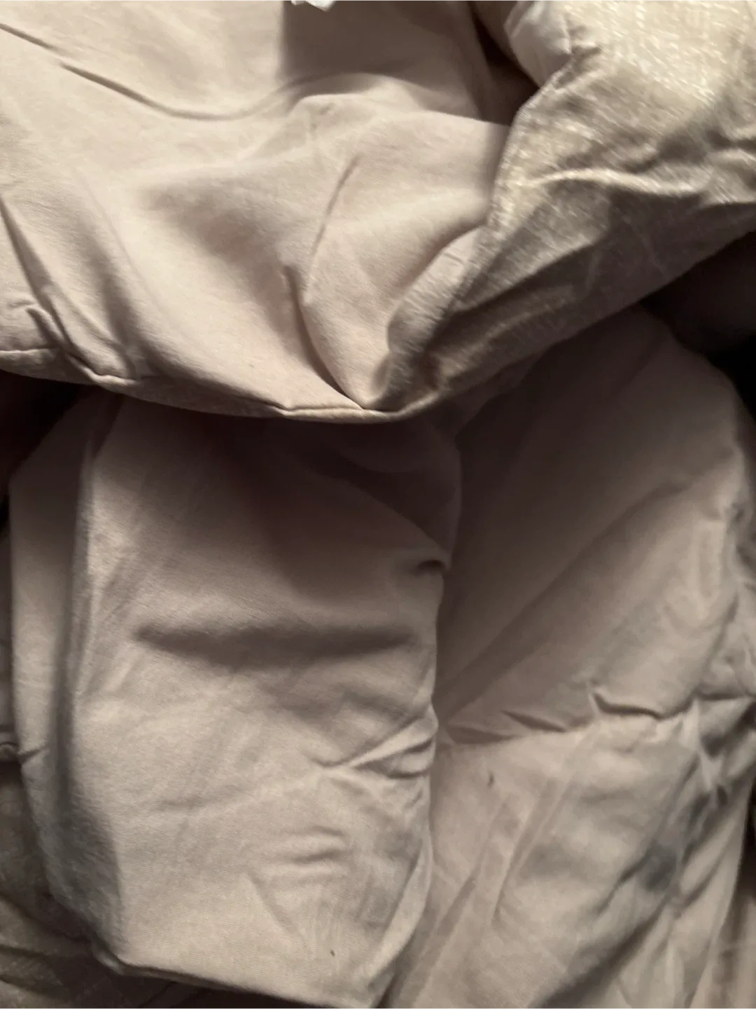 NWOT Simmons Queen Size Comforter