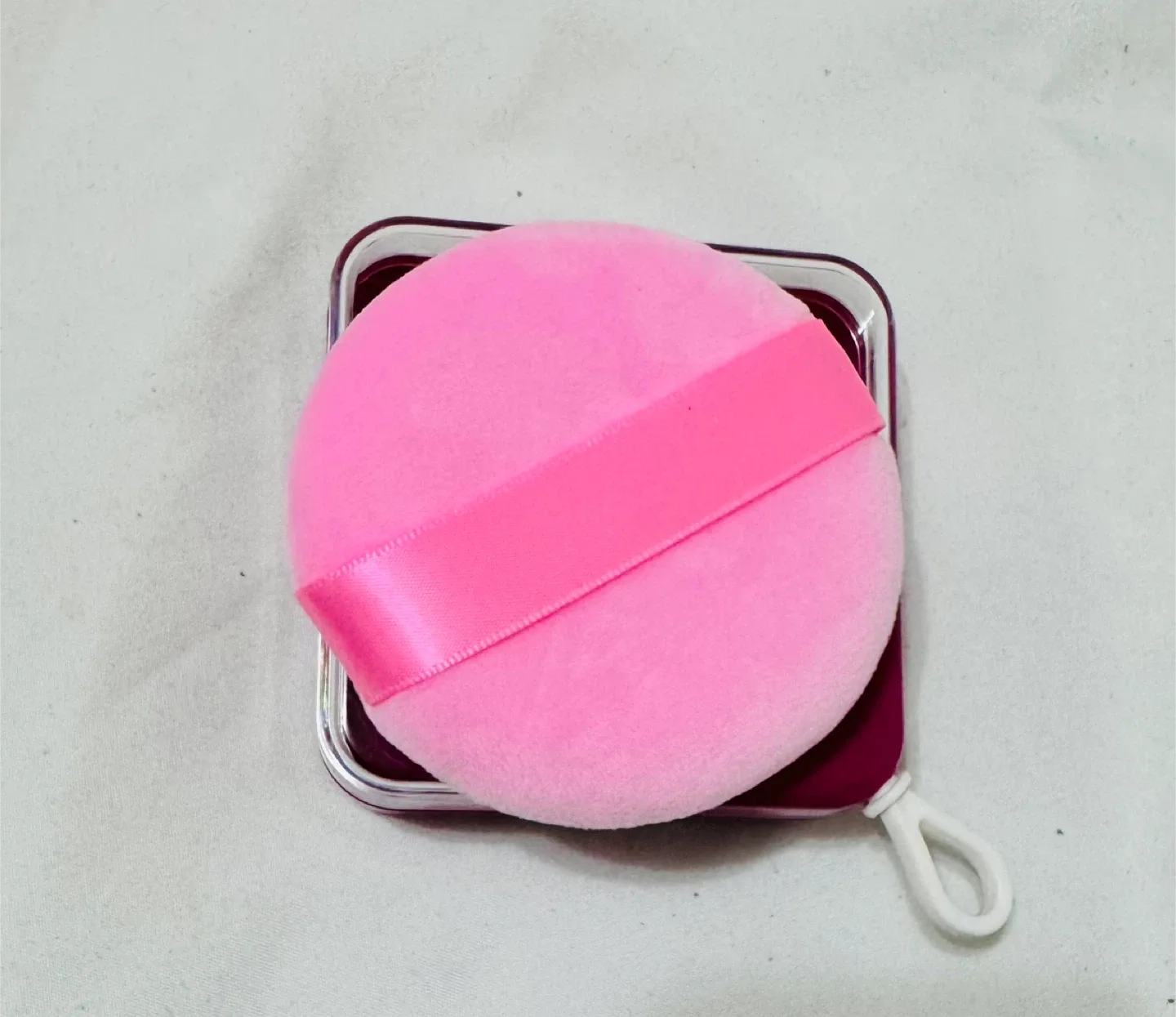 Pink Makeup Powder Puff with Case image indicator(2)
