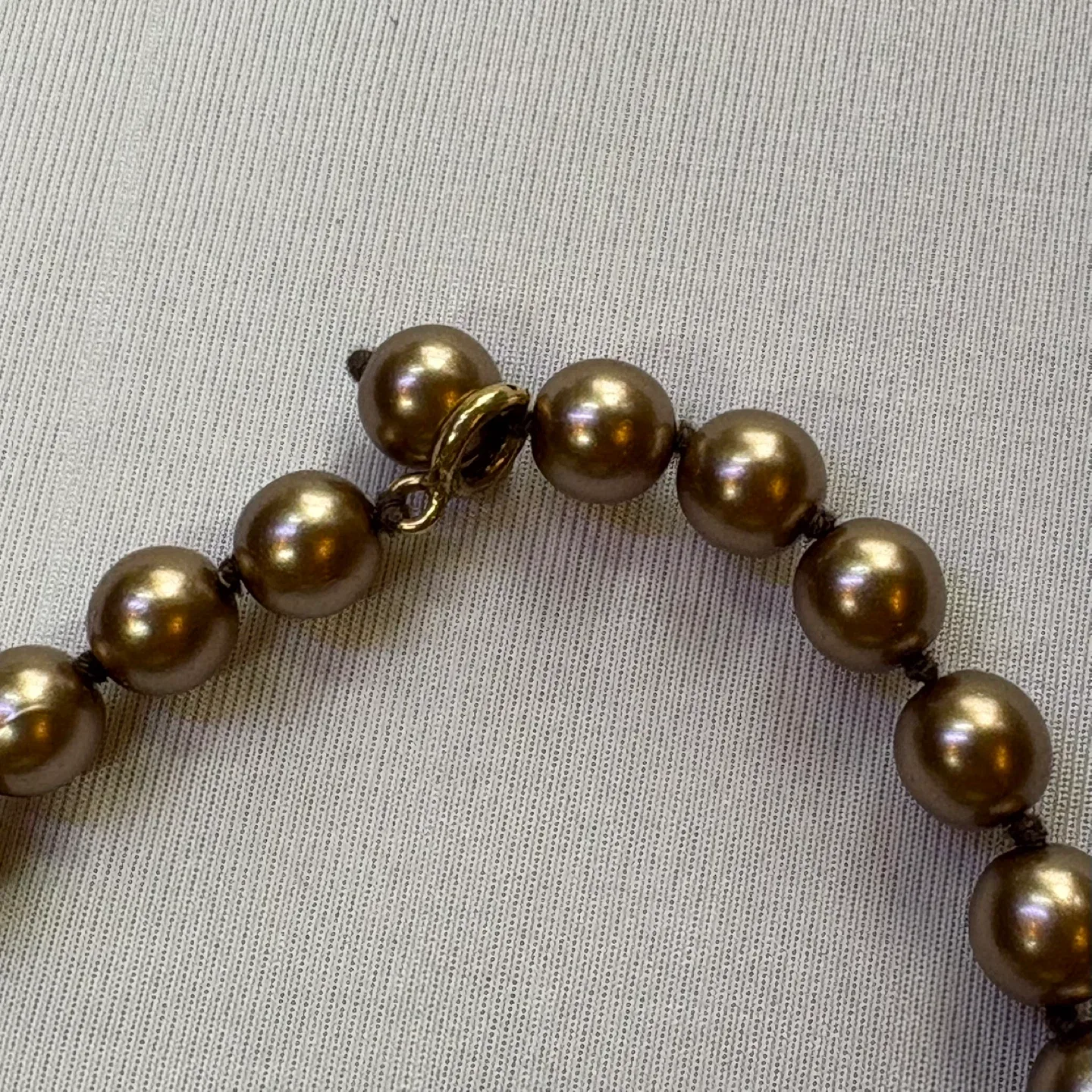 Bronze Metallic Beaded Pearl Strand Necklace image indicator(4)