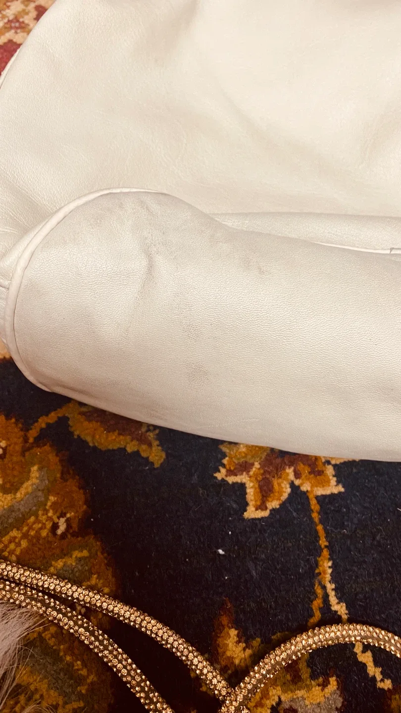 Moschino White Leather Shoulder Bag image indicator(3)