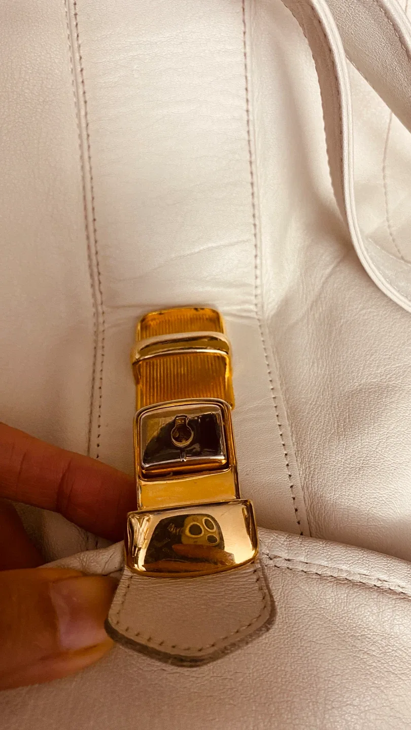 Moschino White Leather Shoulder Bag image indicator(5)