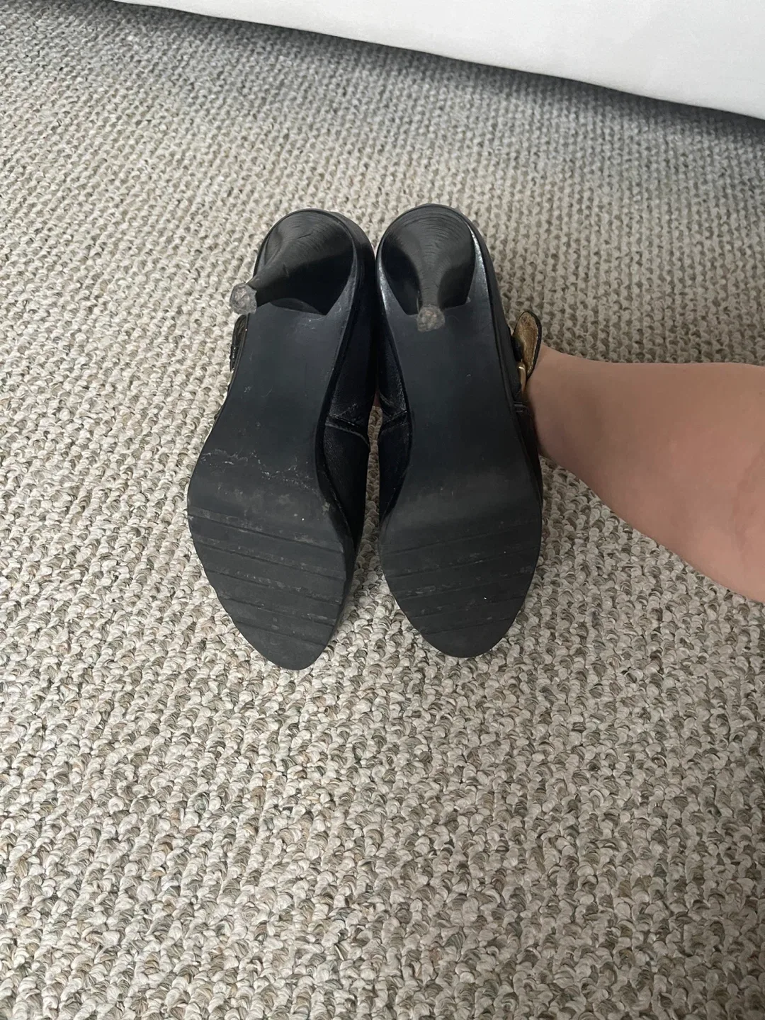 MICHAEL Michael Kors Black Leather Ankle Booties image indicator(4)