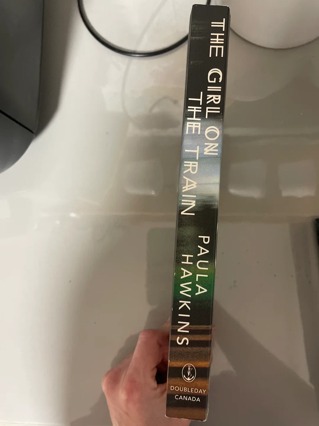 The Girl on the Train by Paula Hawkins image indicator(3)