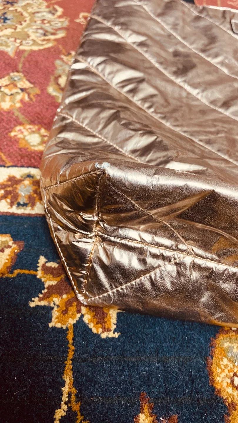 Victoria's Secret Tote Bag image indicator(2)