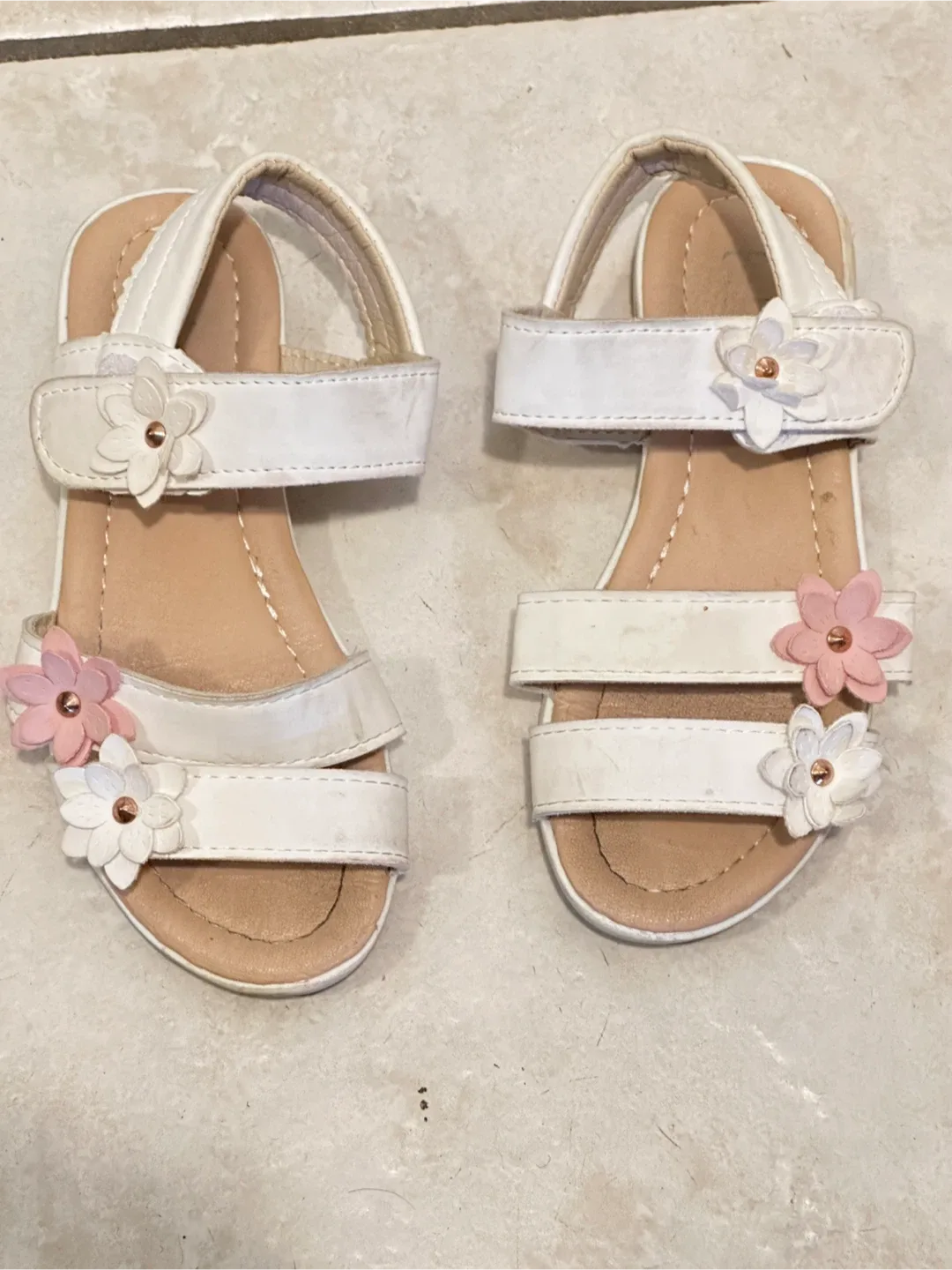 Kids White Flower Sandals